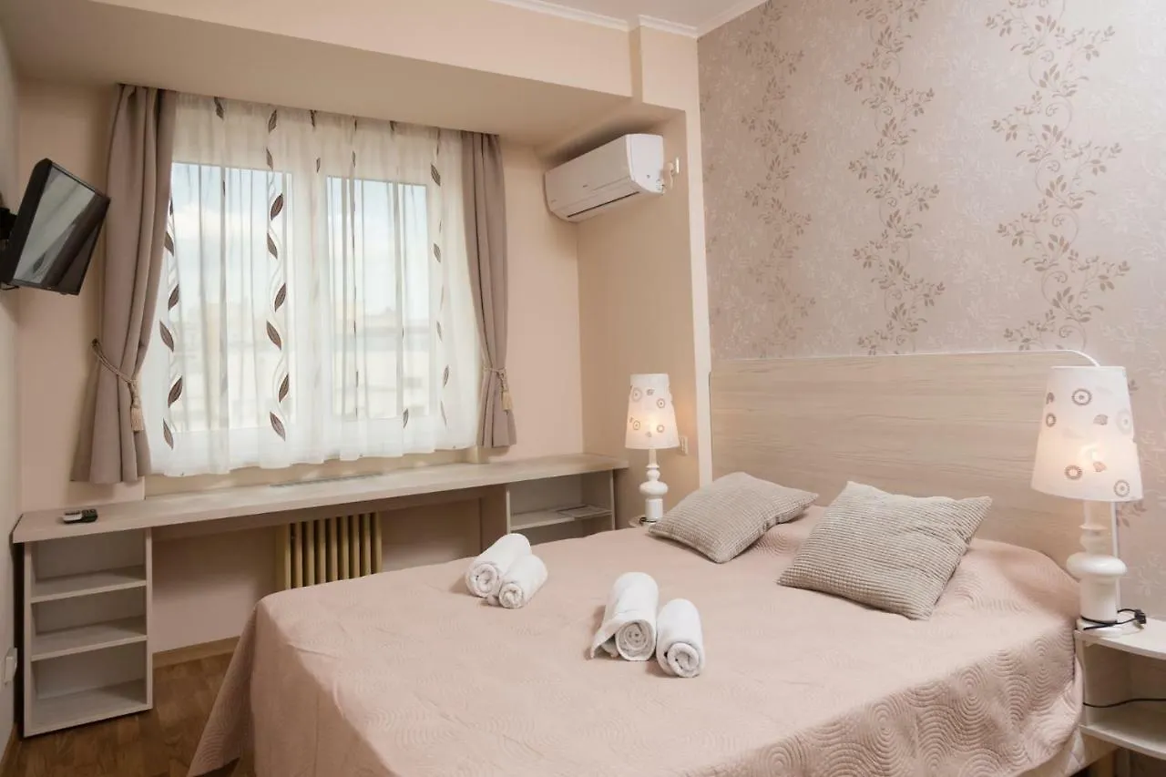 Central Luxury Flat With Terrace - Adela Accommodation - Ideal For Long Stays Bukareszt 0*,  Rumunia